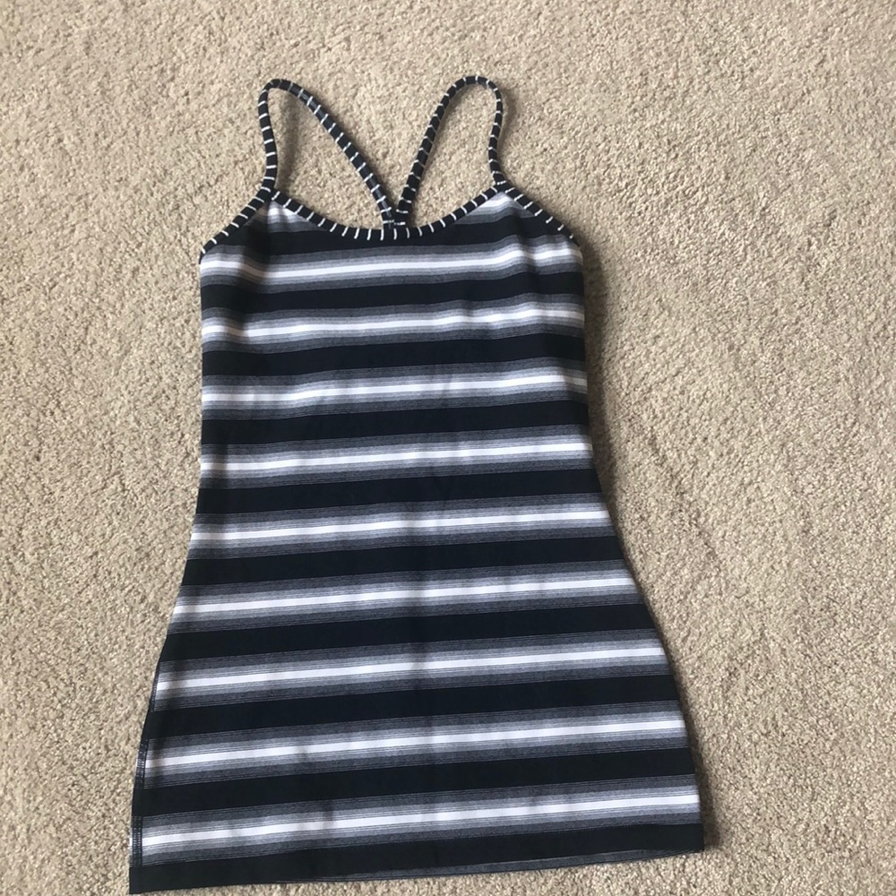 Lululemon power y tank